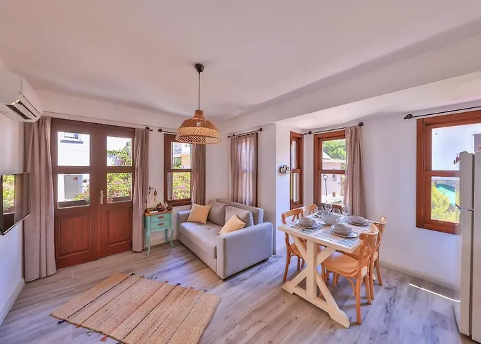 アパート Lavantakas 2 50 Mt To Long Bazaar In Square カシュ